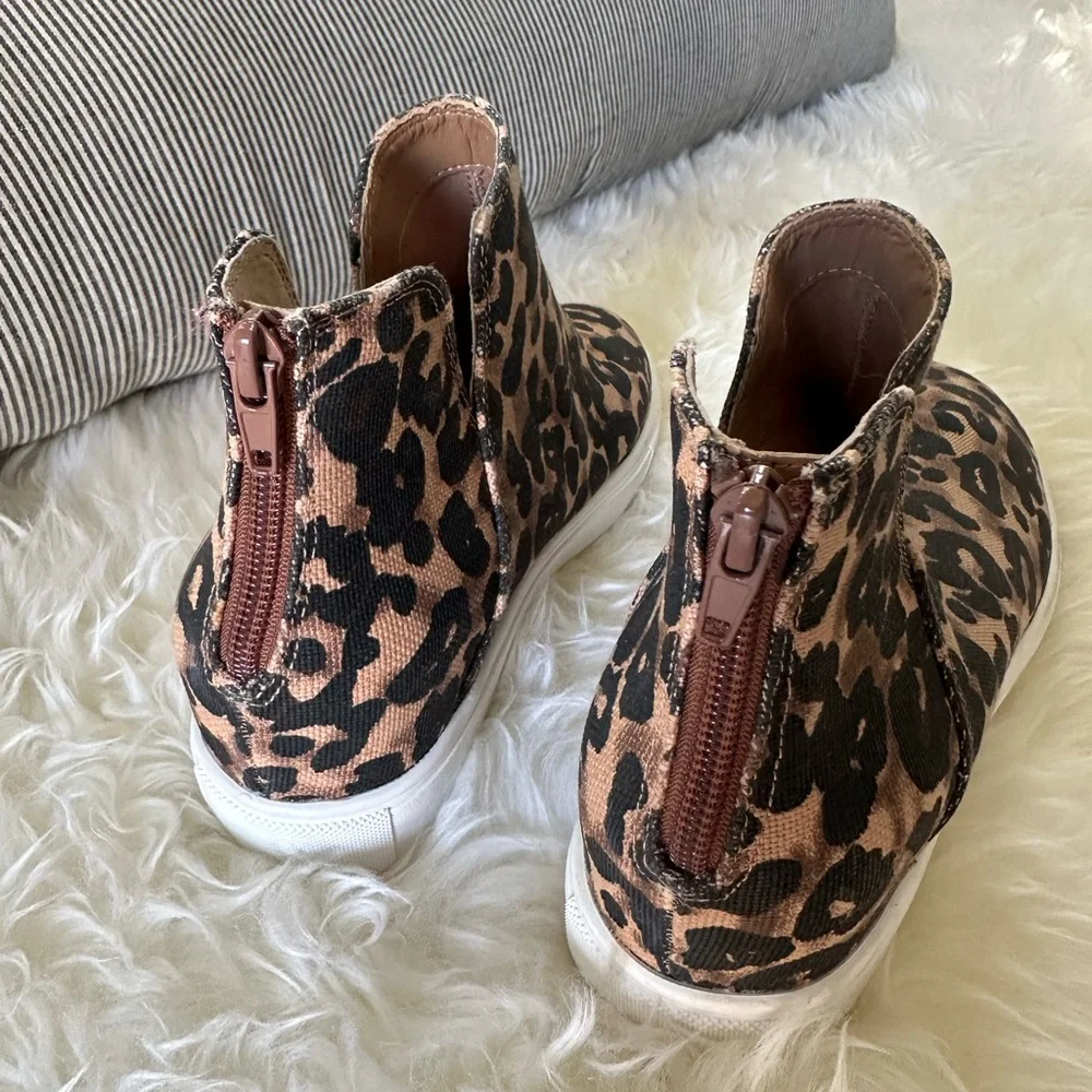 Steve Madden NWOT leopard ankle boots, size 8.5 - Picture 3 of 10